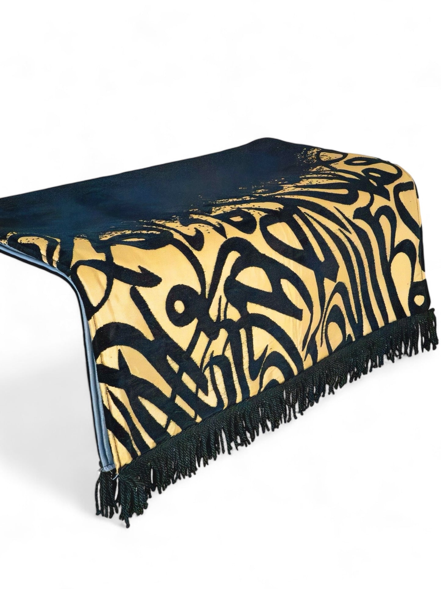 Sofia Rugs Black and Gold